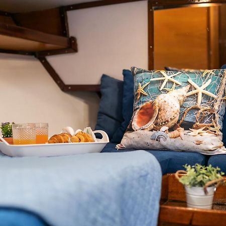Marta Boat B&B Кастельсардо Екстер'єр фото
